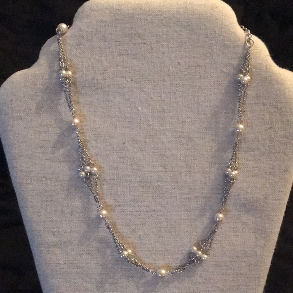 Lia Sophia "Powder Puff" necklace
